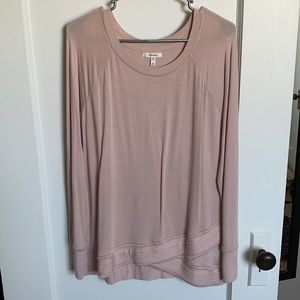 New w/o tags. Super soft cozy sweatshirt